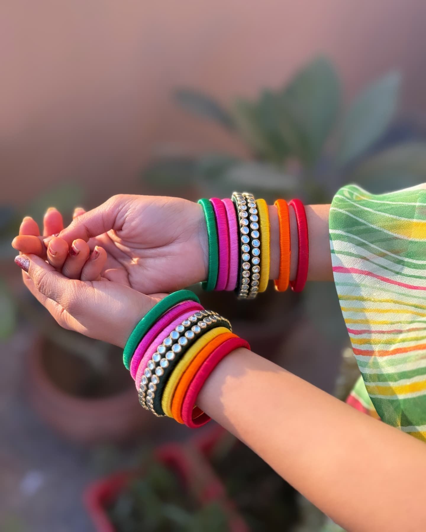 https://www.loveraj.com/uploads/carousel/174154663767cde48d99cb7.jpg
