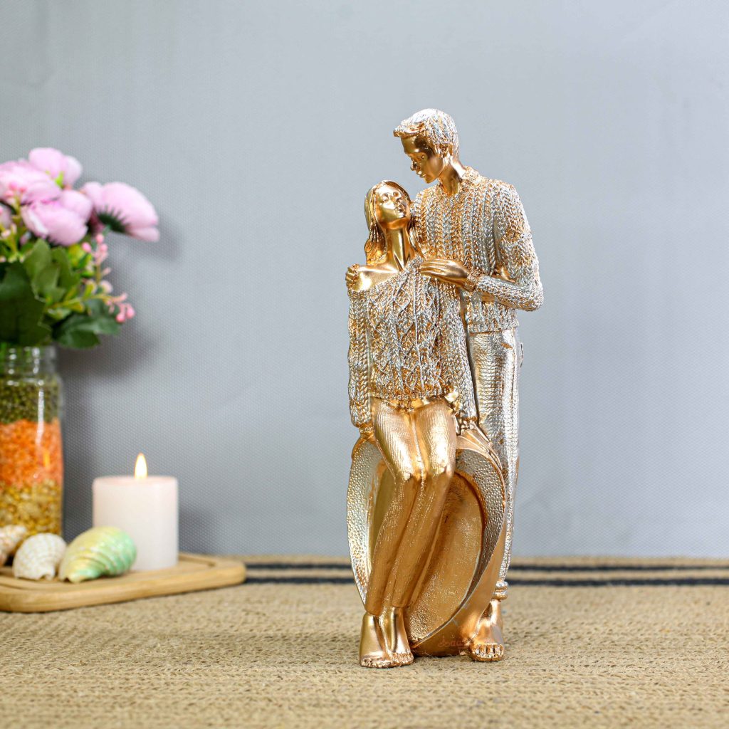 Dil Couple 5 Romantic Showpiece in Copper and Silver Finish