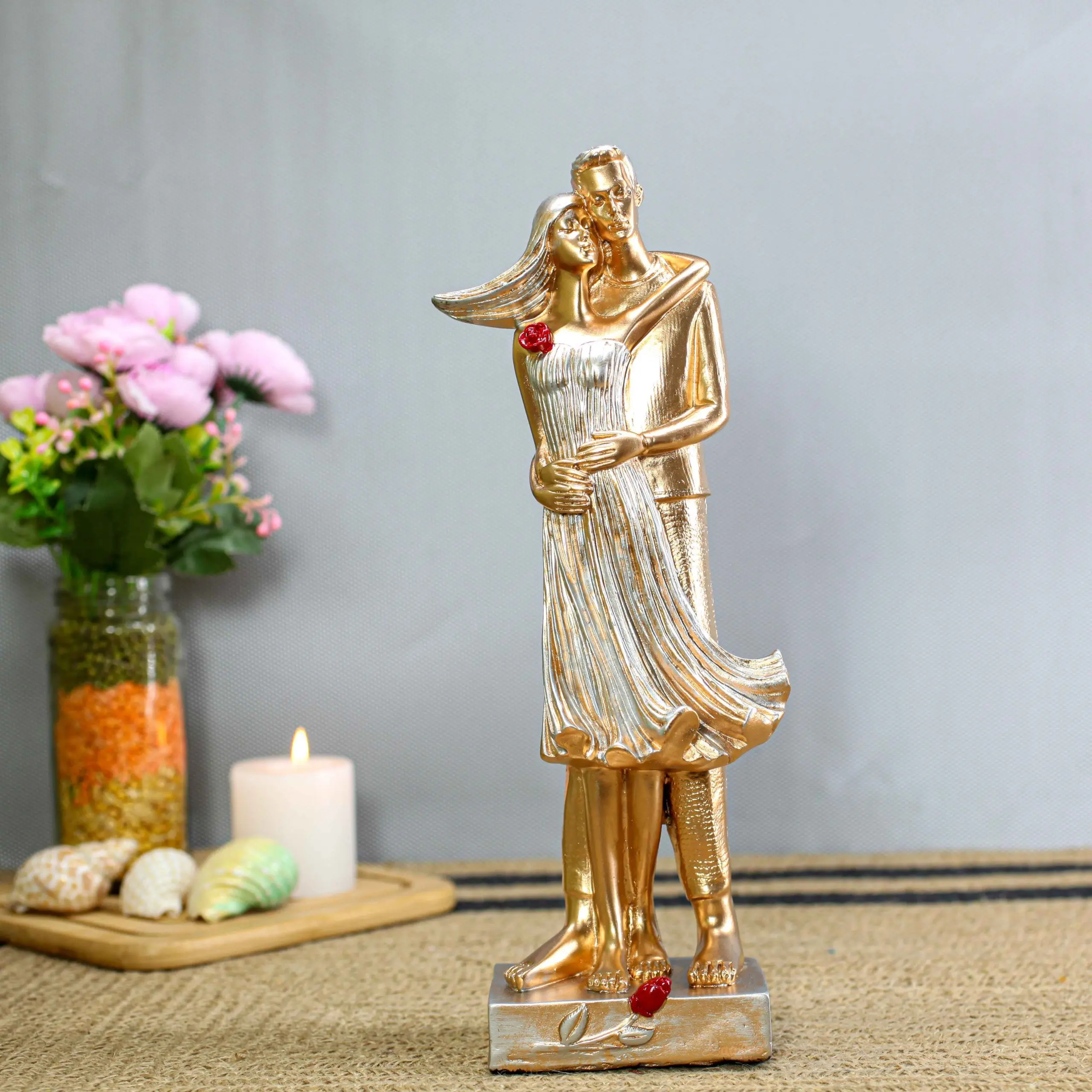 Big Standing Couple 7 golden and silver romantic decorative statue for home décor