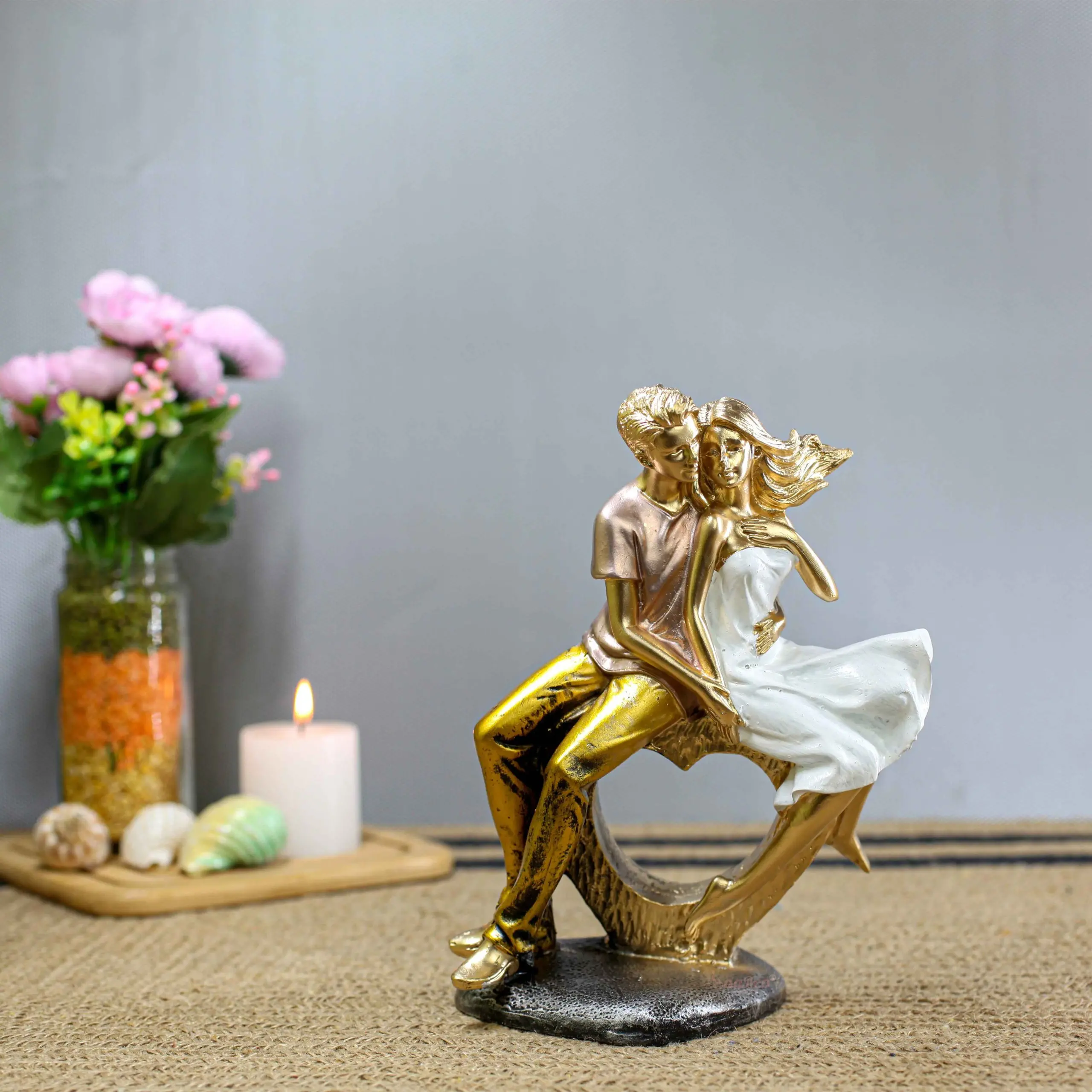 Dil Couple 1 Handcrafted Romantic Resin Figurine for Home Décor & Gifts