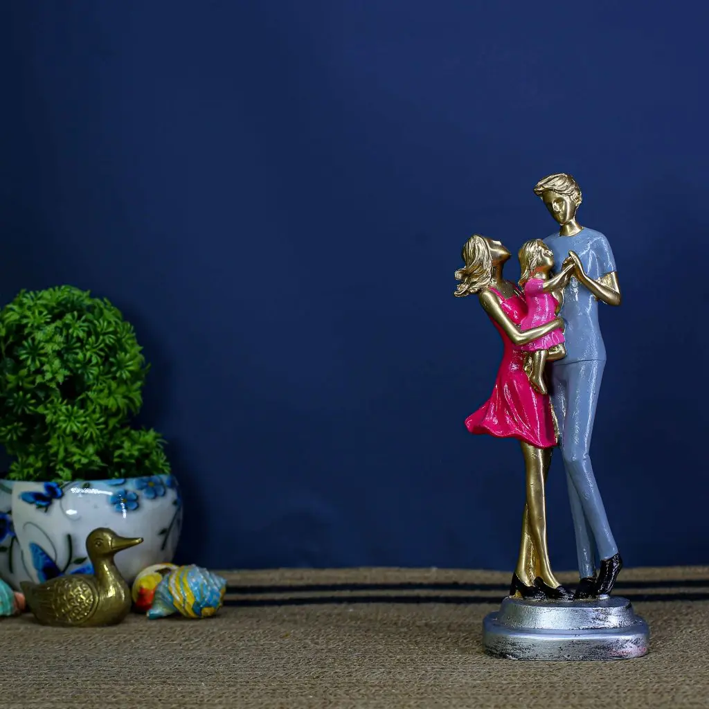 Family 7 Pink and Gray Resin Family Showpiece for Stylish Home Decoration