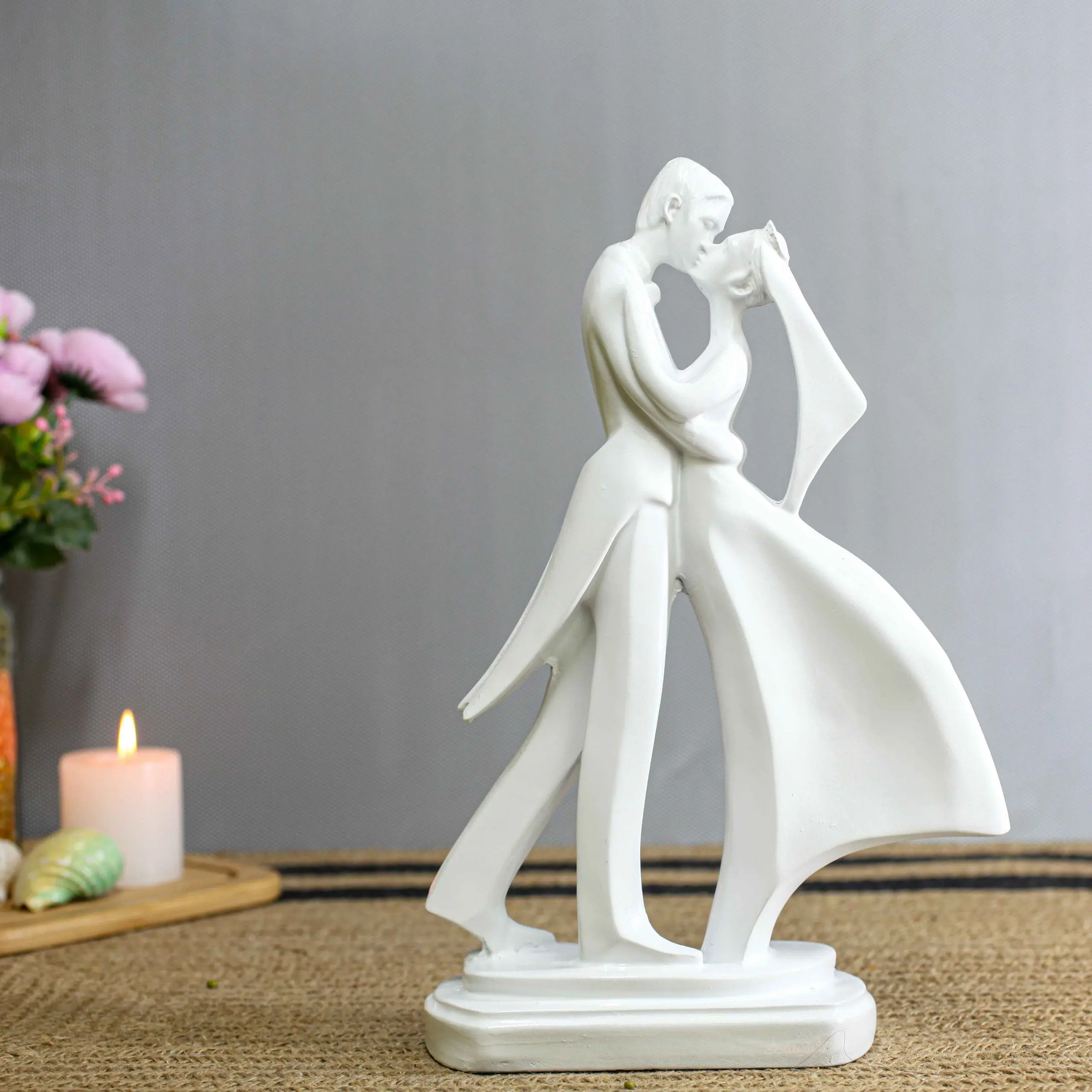 White kissing couple romantic sculpture decorative showpiece