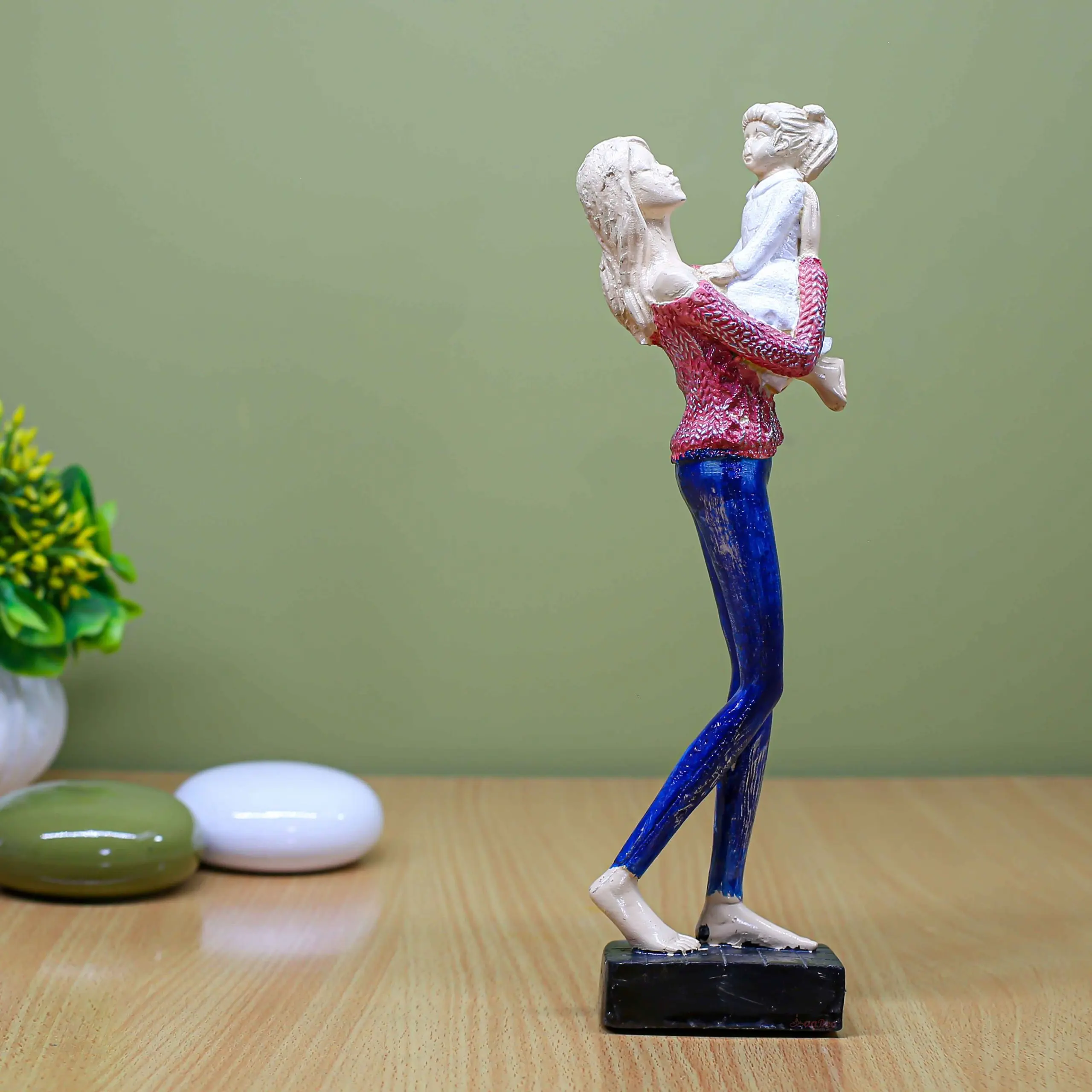 Maa Baccha 5 modern resin mother and baby statue